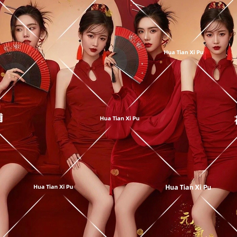 Photography Of The Year - 新年ヴィンテージ写真スタジオファッショナブルな親友ポートレート服エスニックトレンド個性的な若い女の子アール...