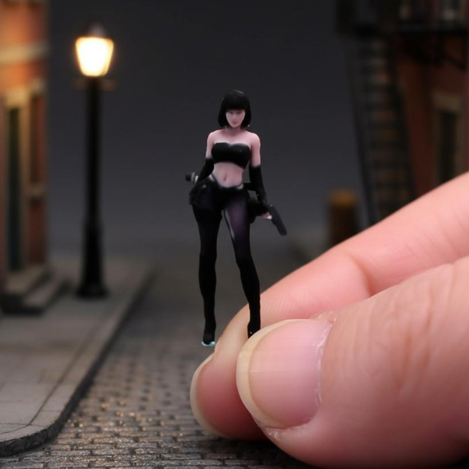 1:64 スケール女性スパイフィギュア樹脂素材ミニチュアガン - Photography Close Up のレビューと価格